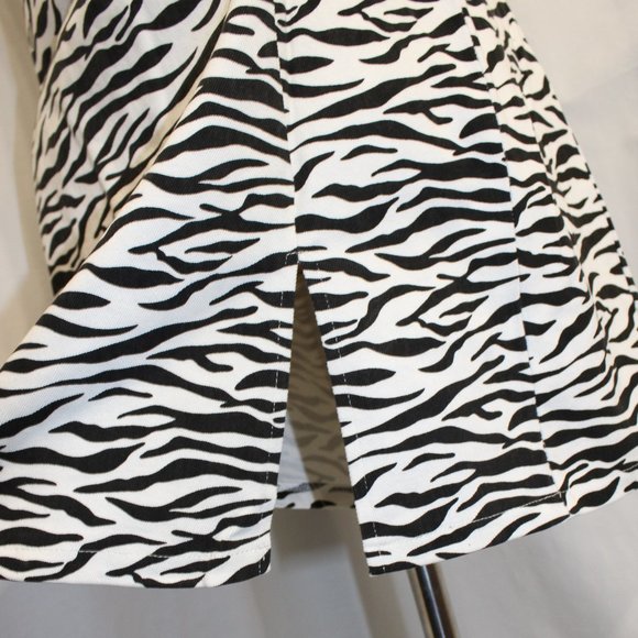 HOT HOT HOT Zebra Mini Dress - Picture 4 of 9